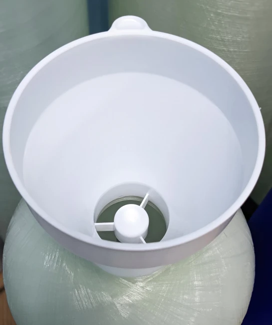 Воронка для загрузки наполнителя в корпус 2,5" (воронка-лейка) Runxin