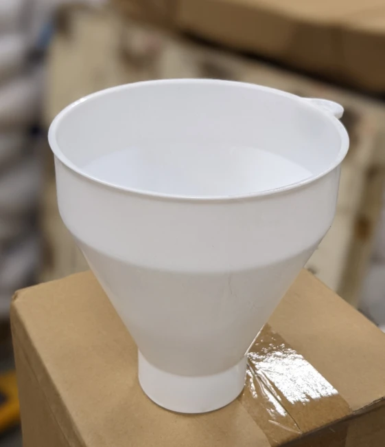 Воронка для загрузки наполнителя в корпус 2,5" (воронка-лейка) Runxin